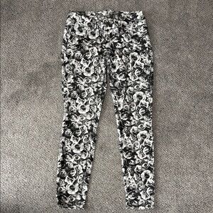 Seven7 Black & White Floral Jeggings